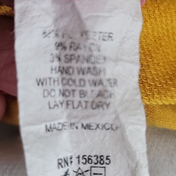 Queen Bees Women Weekend Mustard Yellow Cropped Hoodie Sweatshirt Size Large - Picture 8 of 9